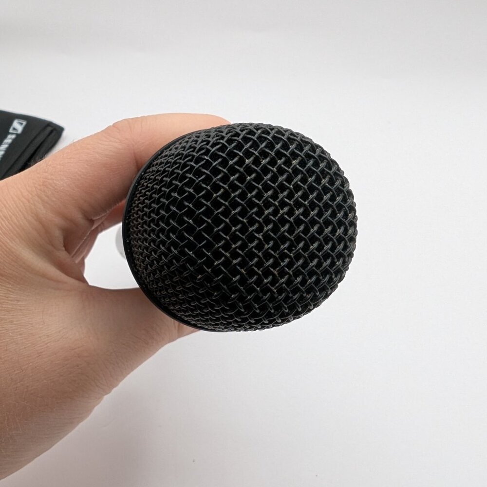 *SOLD* Sennheiser e835 Dynamic Microphone & case - TESTED - Picture 4 of 5